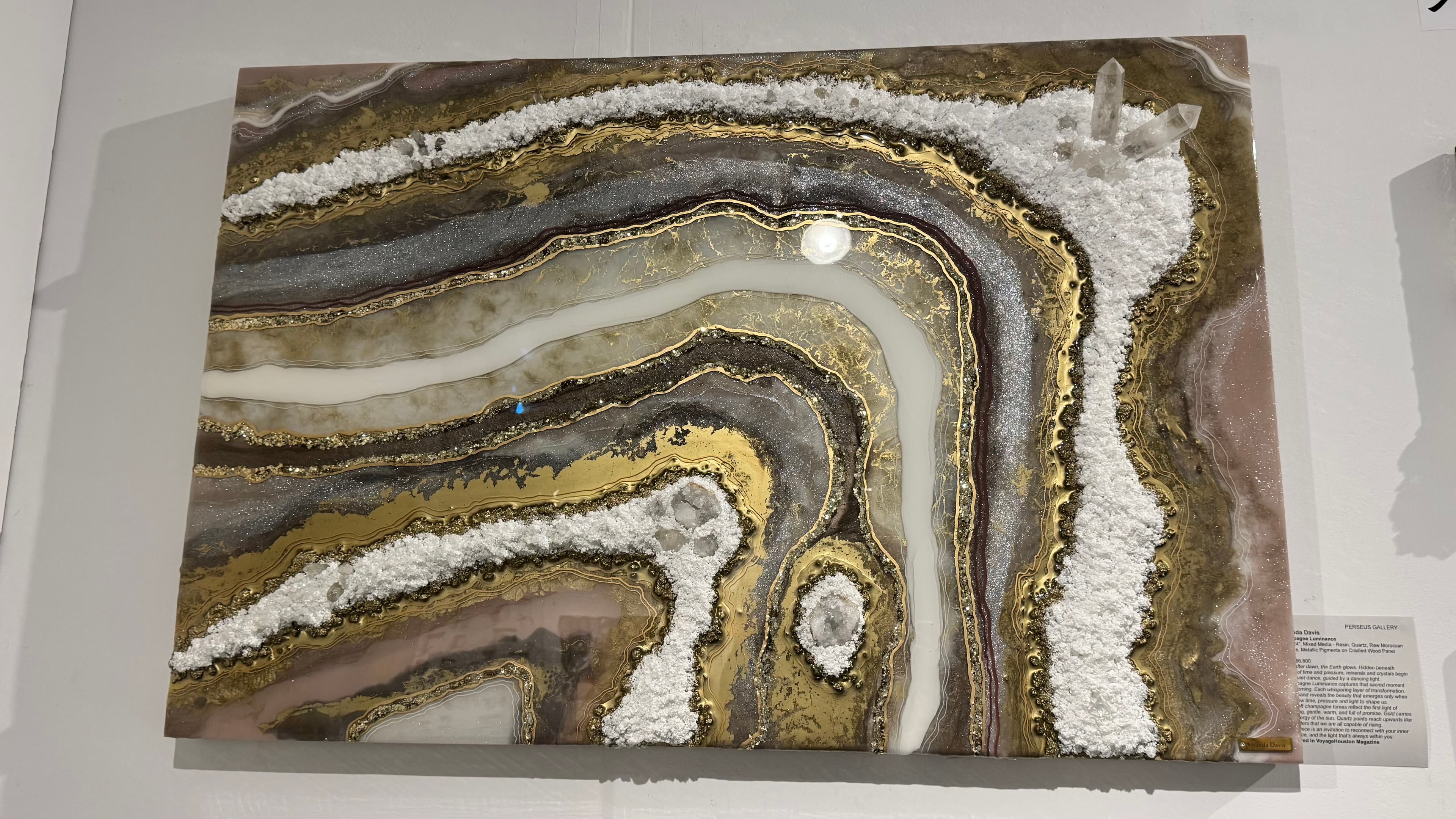 Champagne Luminance — view 4